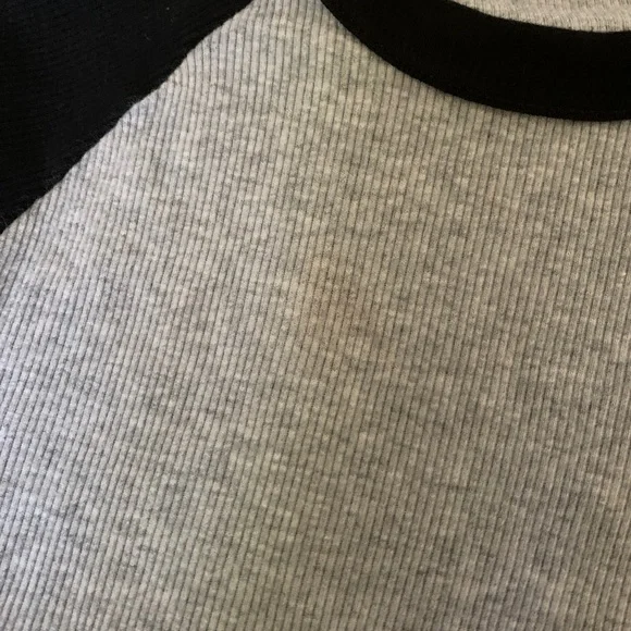 bella top - Picture 2 of 3